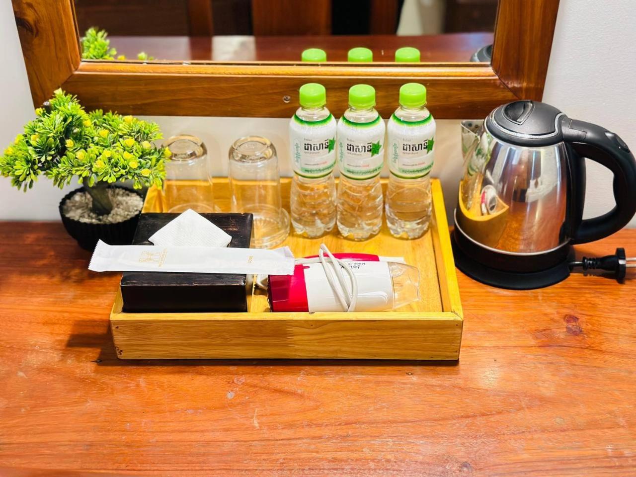 Holy Angkor Hotel Сиемрип Экстерьер фото