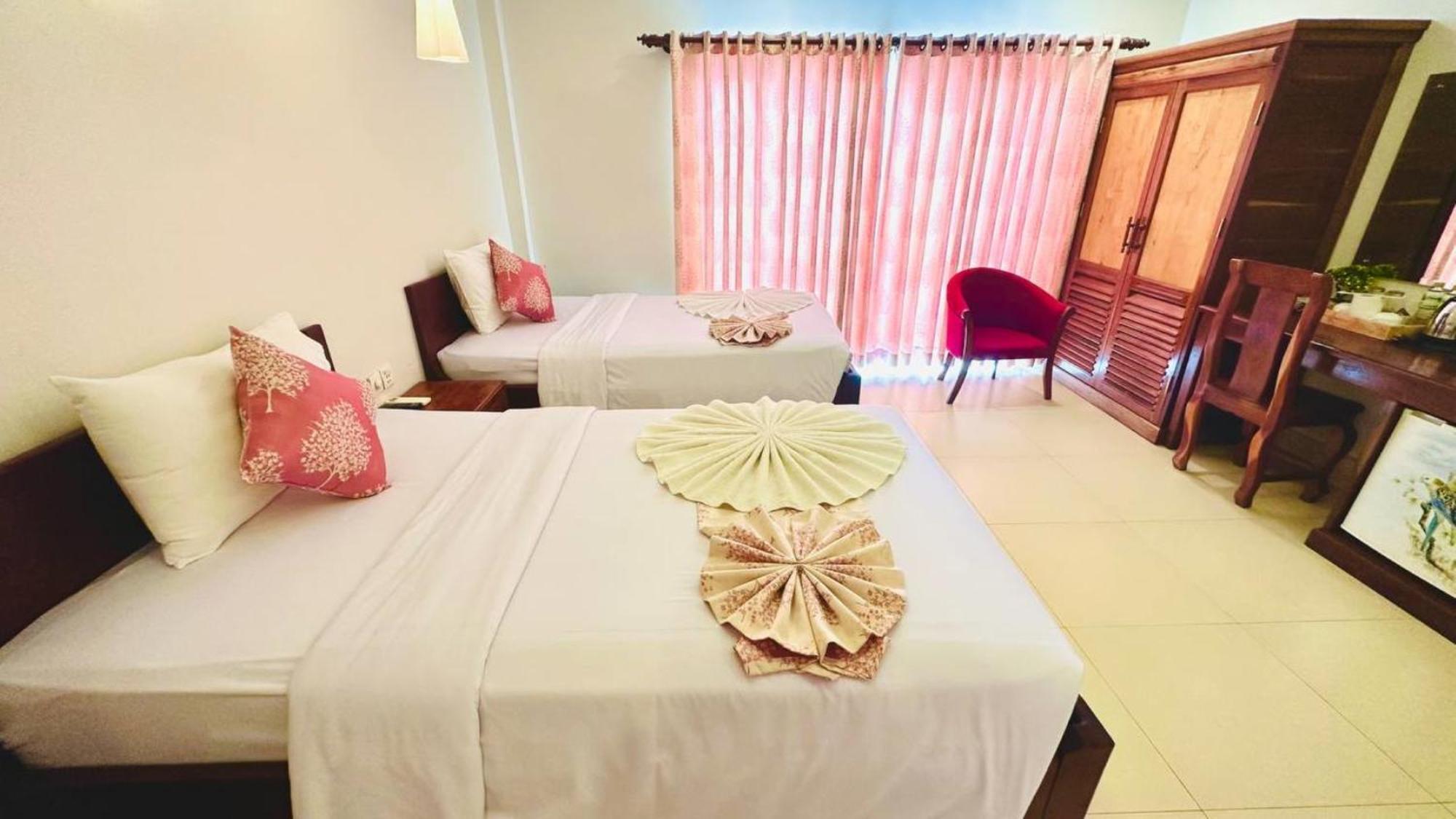 Holy Angkor Hotel Сиемрип Экстерьер фото