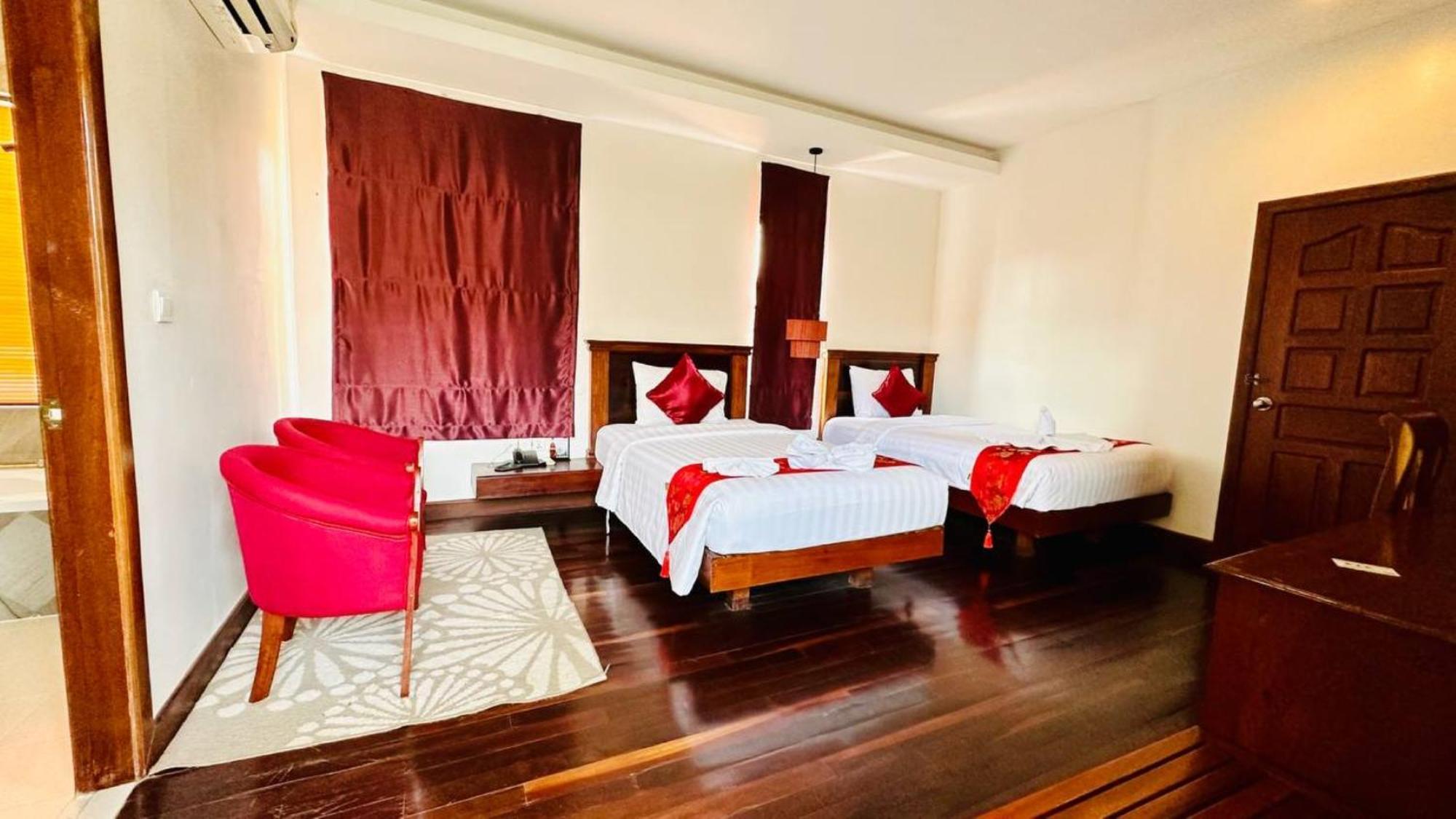 Holy Angkor Hotel Сиемрип Экстерьер фото