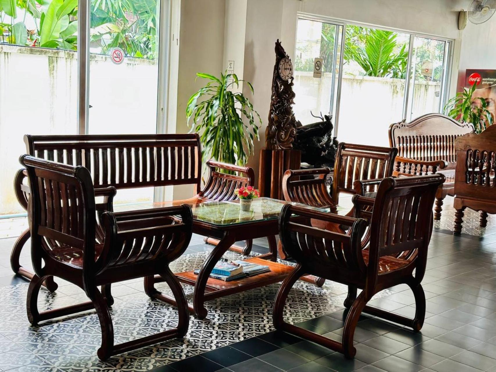 Holy Angkor Hotel Сиемрип Экстерьер фото